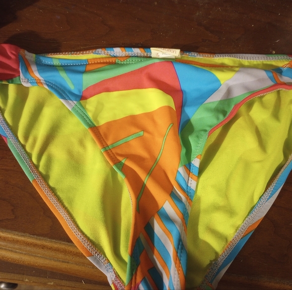 Colorful Geometric Bikini Bottom - Picture 2 of 4
